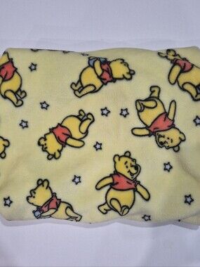 NWOT Disney Baby Printed Fleece Blanket Winnie the Pooh Honey Pot Soft Lovey
